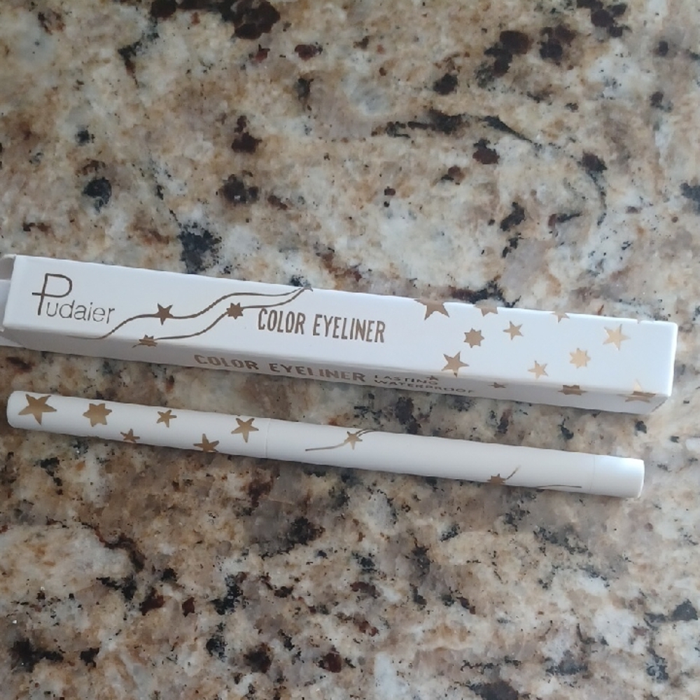 New Pudaier White Color Eyeliner E15